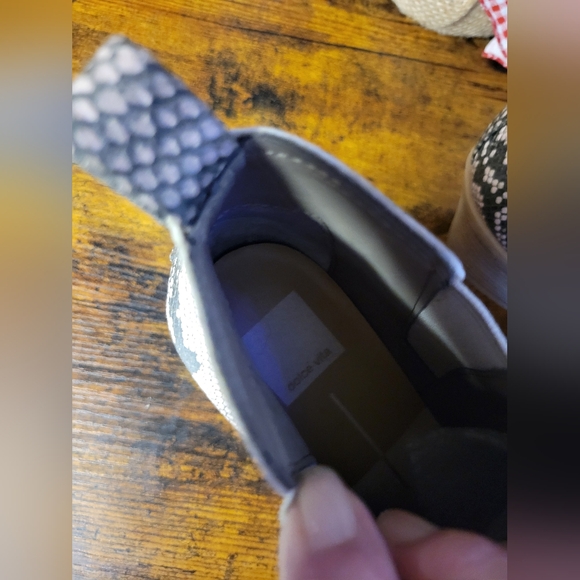 Nwot Dolce Vita Shana size 8.5-9 faux snakeskin booties-tan/black - Picture 6 of 14